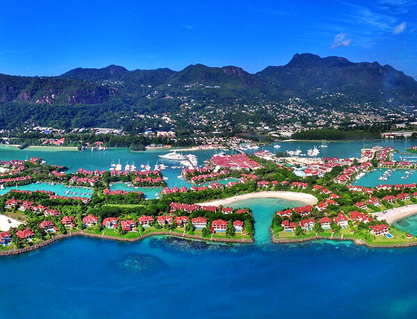 1-1-Eden-island-bird-view